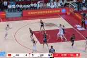 核武来袭☢️张子宇女篮成年队首秀 低位转身轻松碾压打进首球