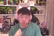 Uzi喊话小明：当我二台吧，我十点下班，他半夜睡觉的，刚好接班